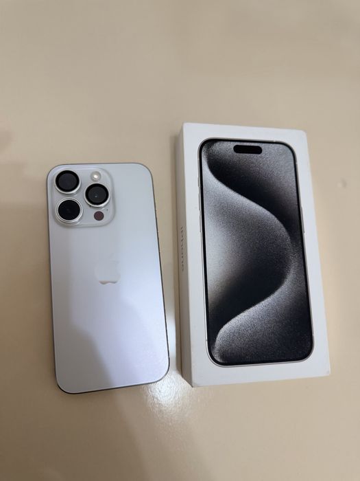 Iphone 15 pro White