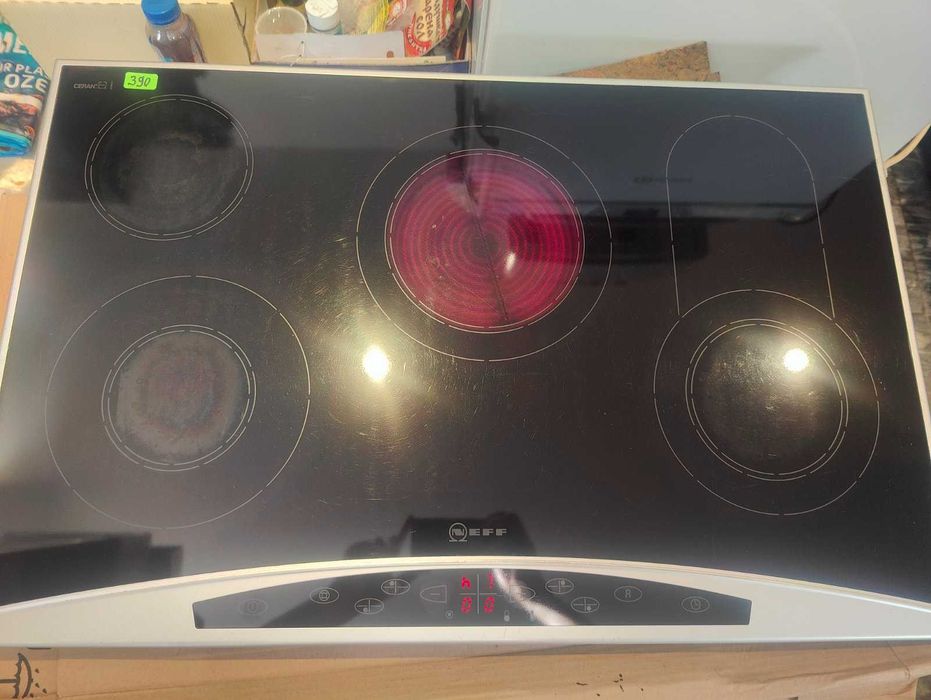 Голям стъклокерамичен плот за вграждане NEFF 4+1 зони с Гаранция !