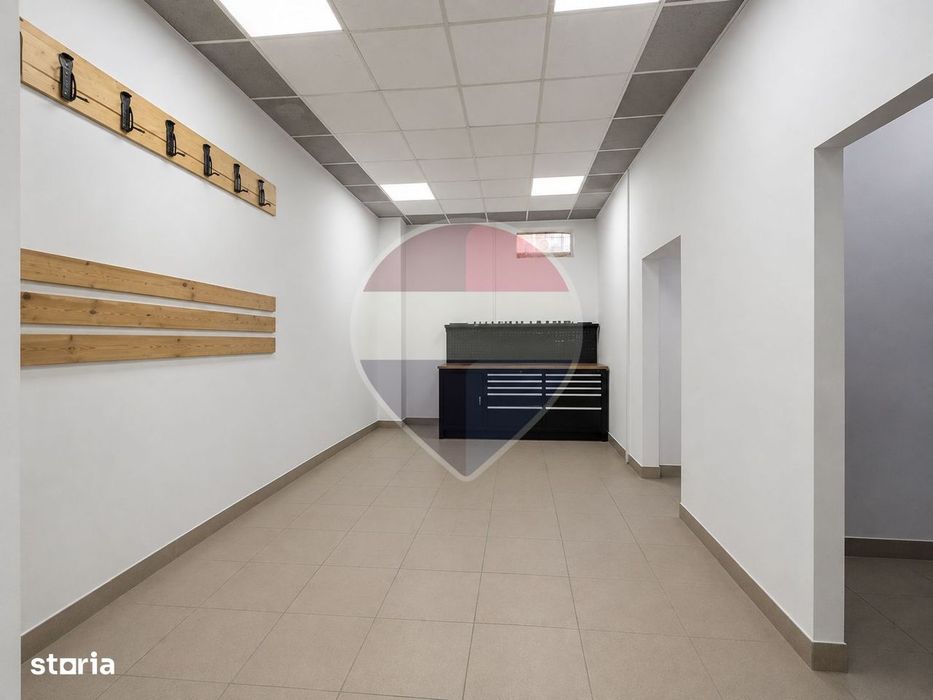 Spațiu comercial de 137mp de închiriat în zona Faleza Nor / vad intens