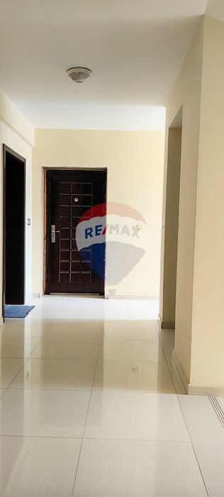 Продава се Офис в Варна, Бриз - 100 кв.м за 1800 €/кв.м - Снимка #3