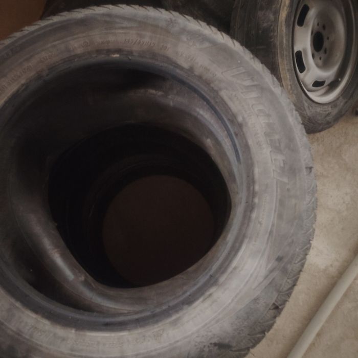 Шины зимние комплект