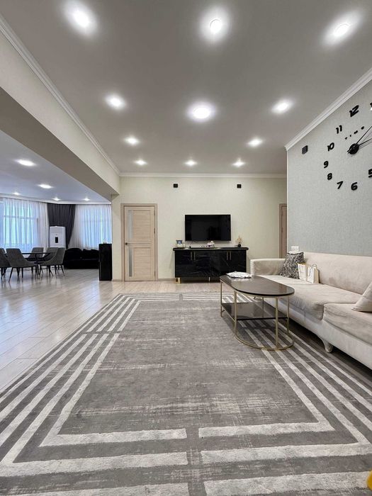 Nikitina Residence ориентир Циолковская. 5 комнат ЕВРО ремонт 160м2
