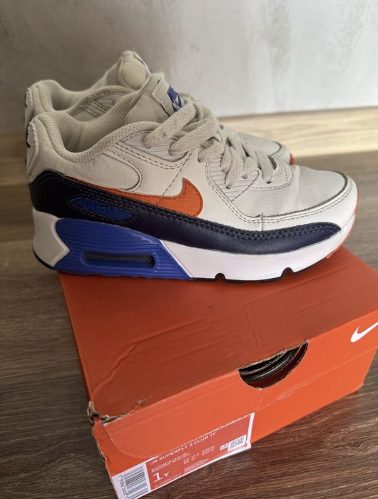 Nike Air Max 90  и Air Max 2090 EOI