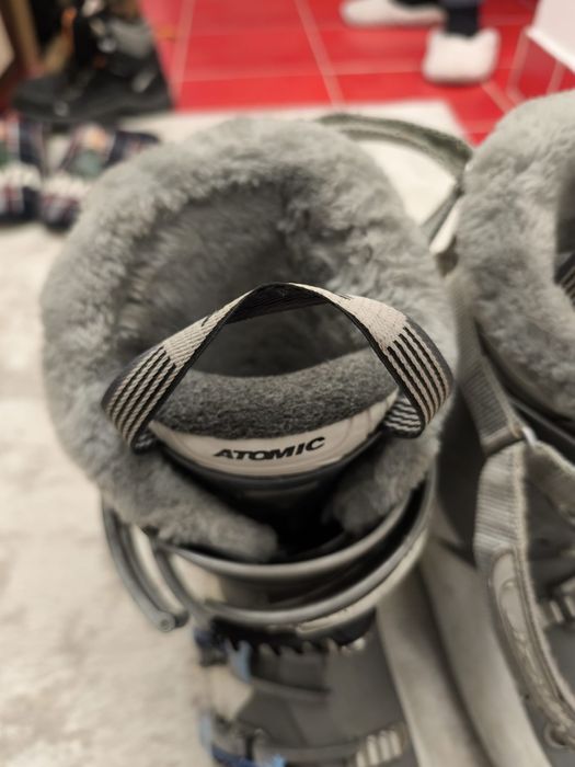 Vând clăpari Atomic