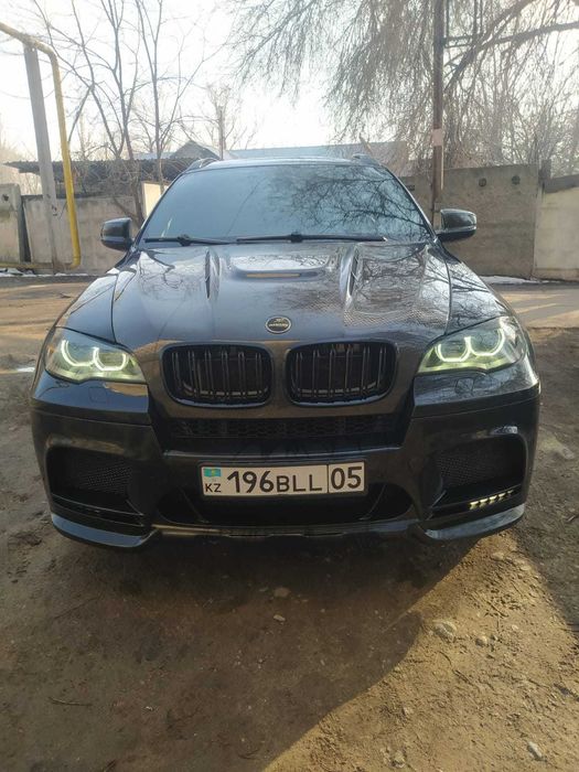 BMW X6M Hamann 4.4