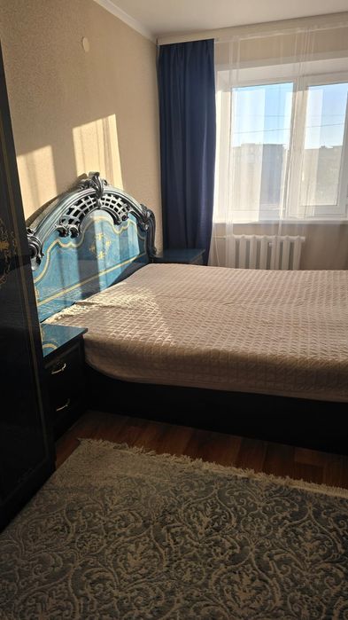 Продается спальный гарнитур