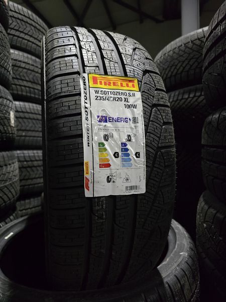 235/45/20 PIRELLI 4бр
