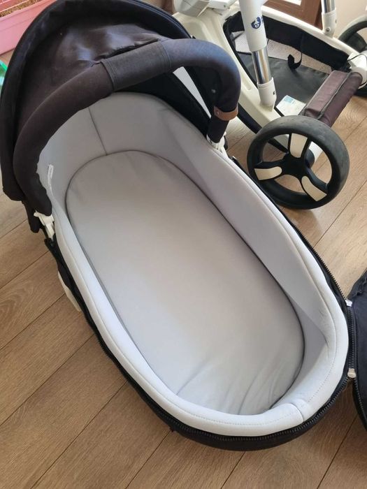 Бебешка количка Chipolino Electra 3в1