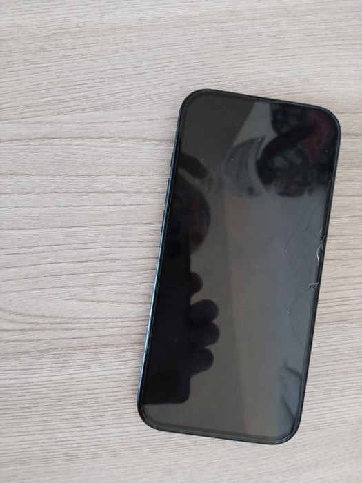 Продам iPhone 15 pro 256 Гб