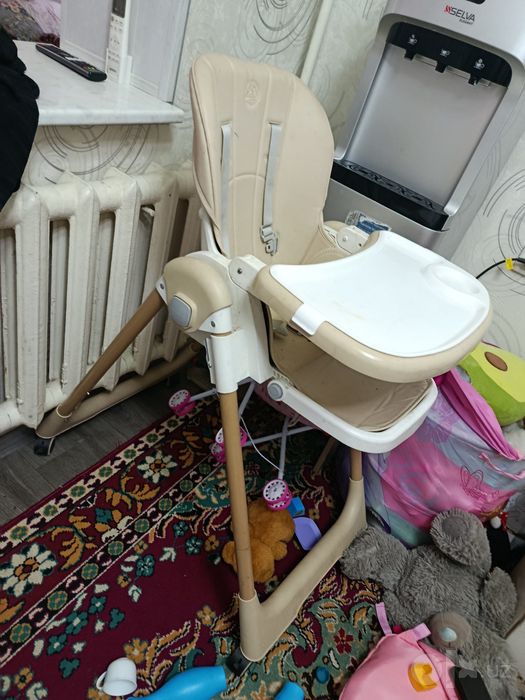 Детские стульчики почти новый