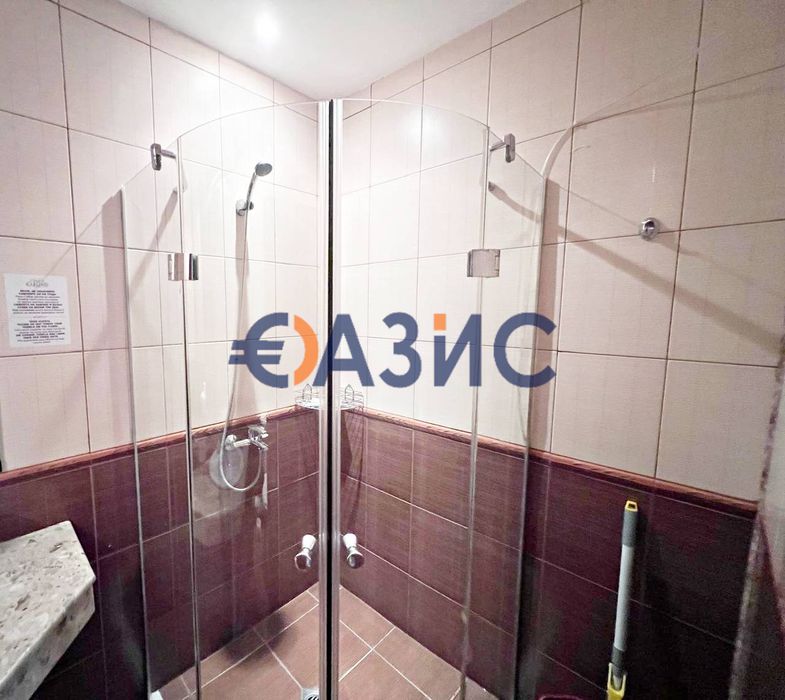 Продава се Двустаен апартамент в к.к. Слънчев бряг - 69 кв.м за 587 €/кв.м - Снимка #12