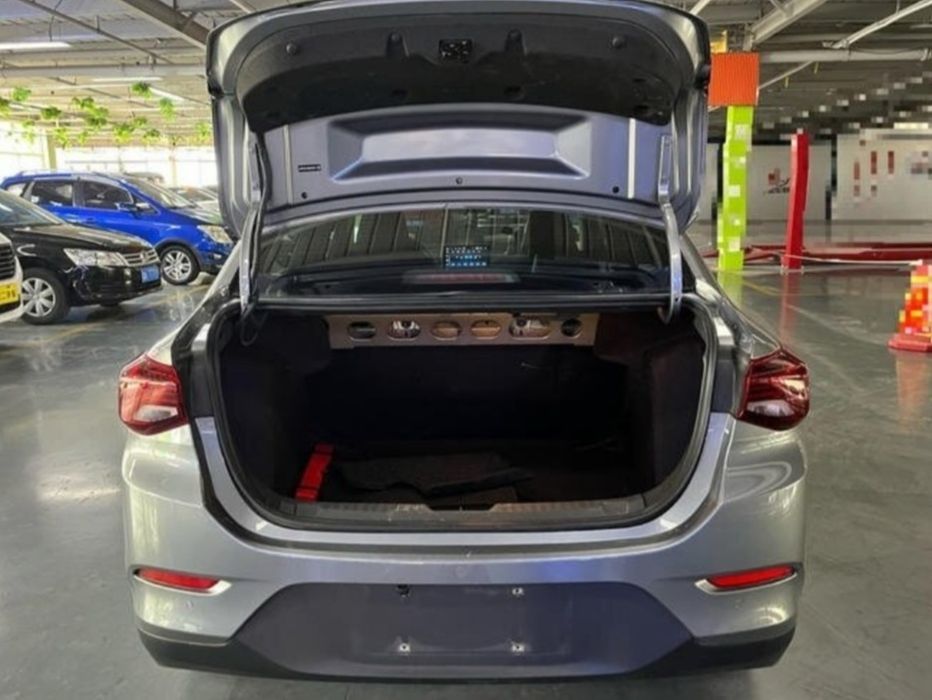 Новый Комфорт седан с большим багажом Трансфер Город Межгород Адрес