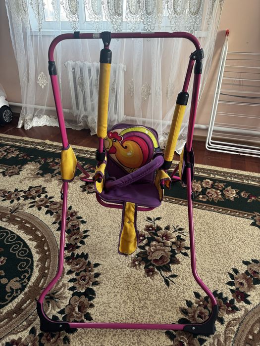 Детские вещи батут качеля машинки