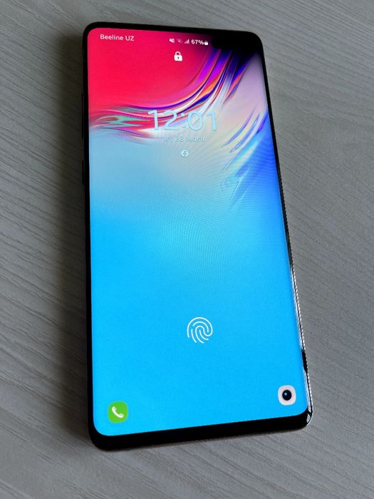 Samsung S10 Plus 5G Ofitsialni imeykadan utgan
