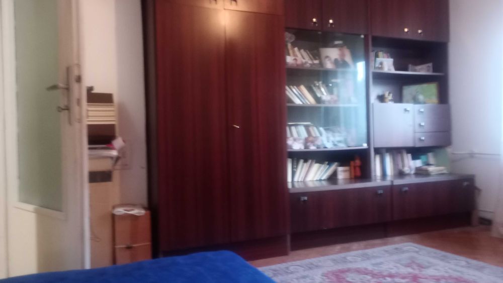 Апартамента-две спални, хол, трапезария, кухня ,трапезария,баня и толатна 116 кв/м