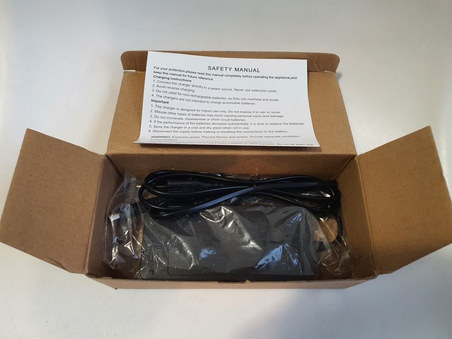 Incarcator 42V 2A original MDA, pentru trotineta, bicicleta electrica.