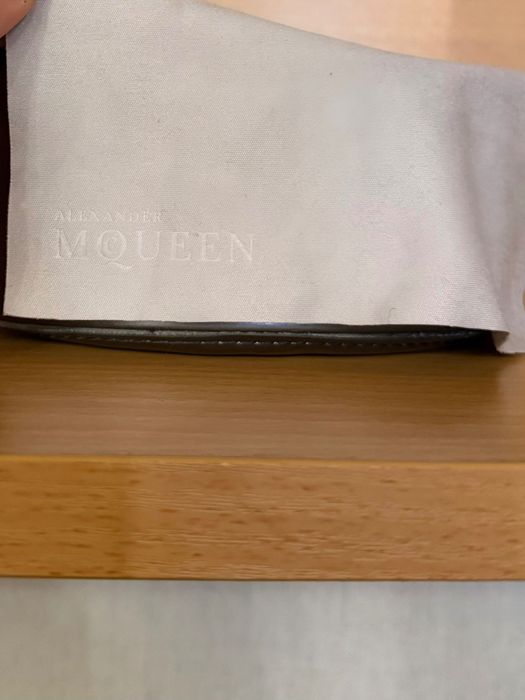 Слънчеви очила Alexander McQueen