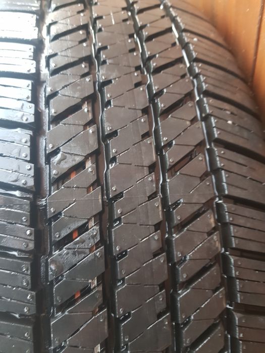 Jante 6x139,7 pe 18 toyota cu anv noi m+s 265/60r18 bridgestone