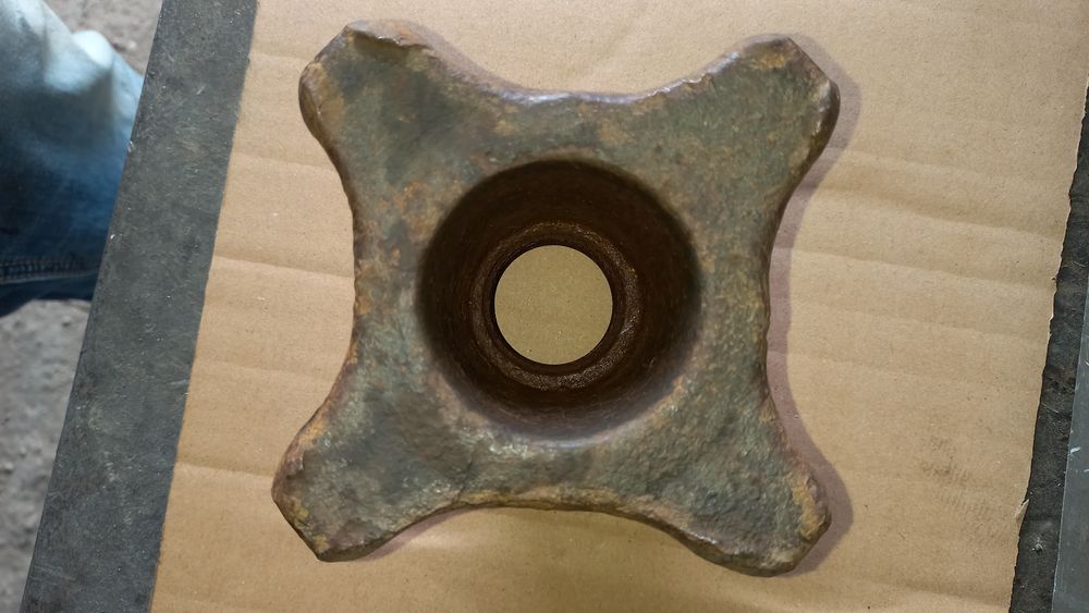 Продам гайку фитинга