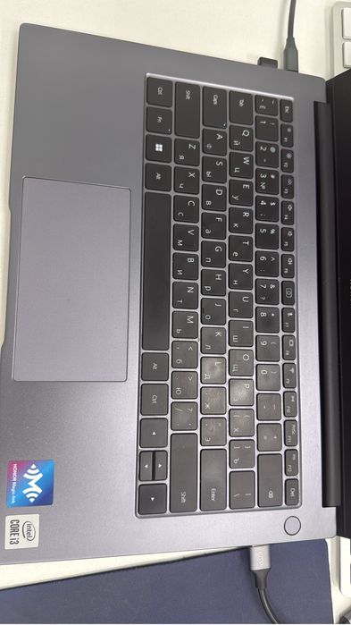 Продам ноутбук Honor