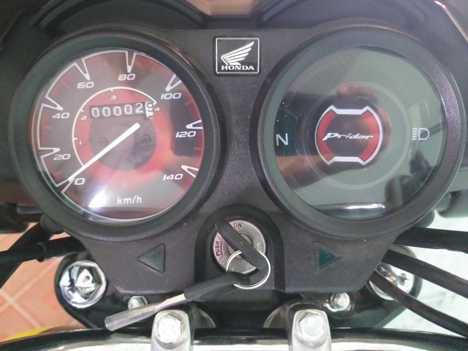 Продаётся Мотоцикл.  HONDA PRIDOR-100 НОВЫЙ