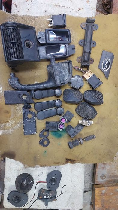 Запчасти для Audi 100/A6  в кузове С4