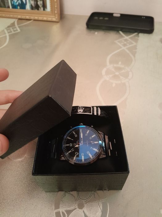 Наручные часы срочно