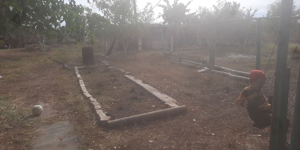 продам  (дачу, землю) 30 соток через речку