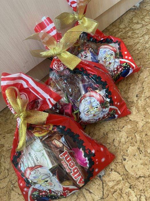 Подарки новогодний 2500