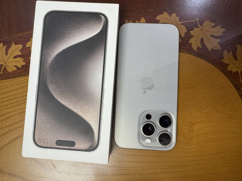 IPhone 15 pro, 256 gb, Natural Titan