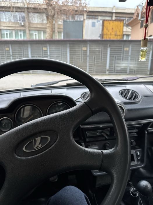 Jiguli 06 holati zo’r srochna sotiladi