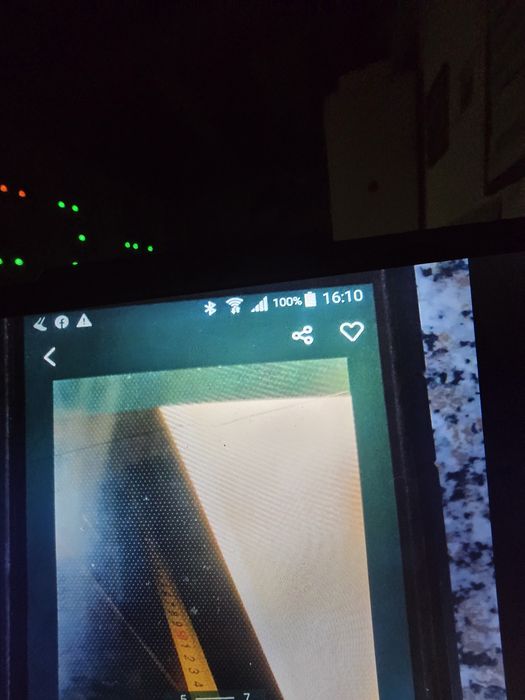 Vănd sifonier cu usi glisante .