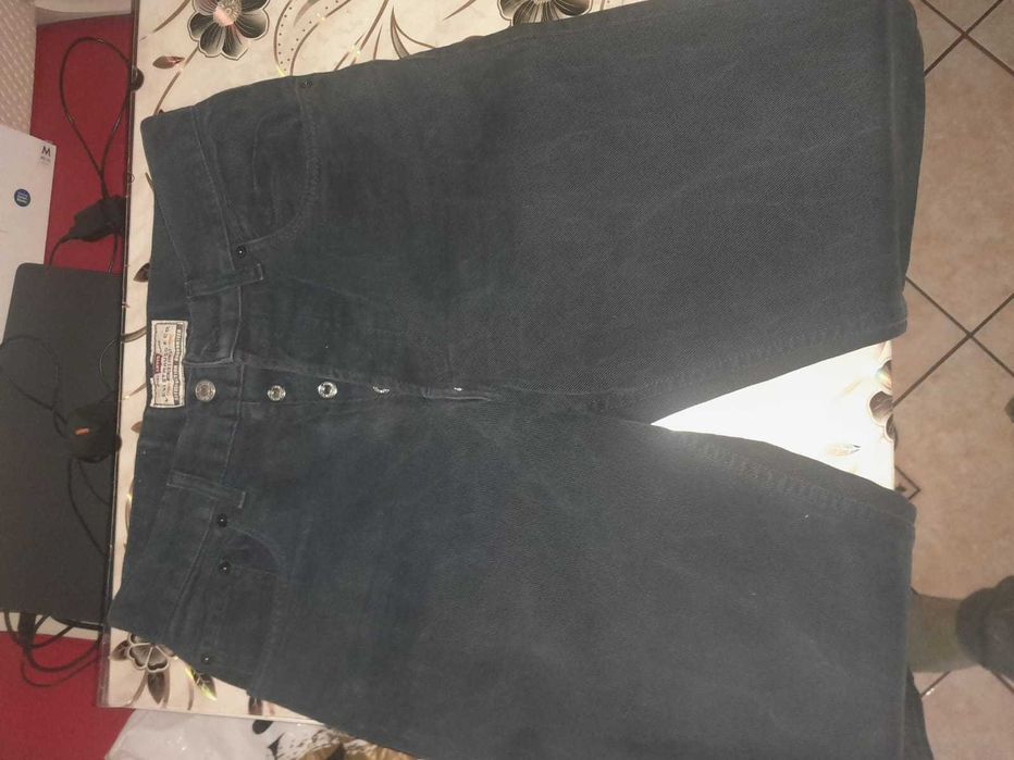 blugi originali Levi Straus