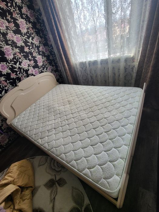 Кровать 1.5 сматрассом
