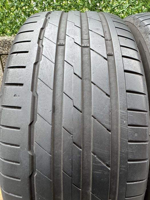 Автомобилни гуми 255 45 18 Hankook