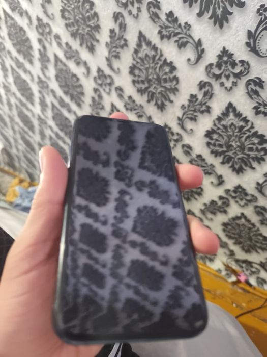 Продам Iphone 11pro