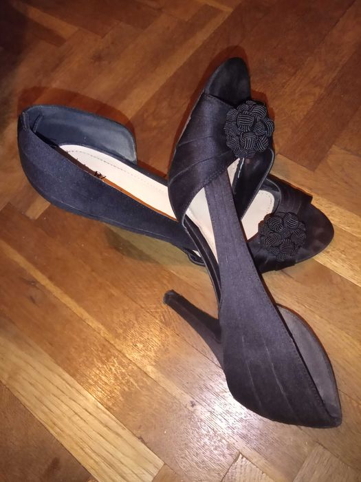 Елегантни дамски обувки Roberto Zago