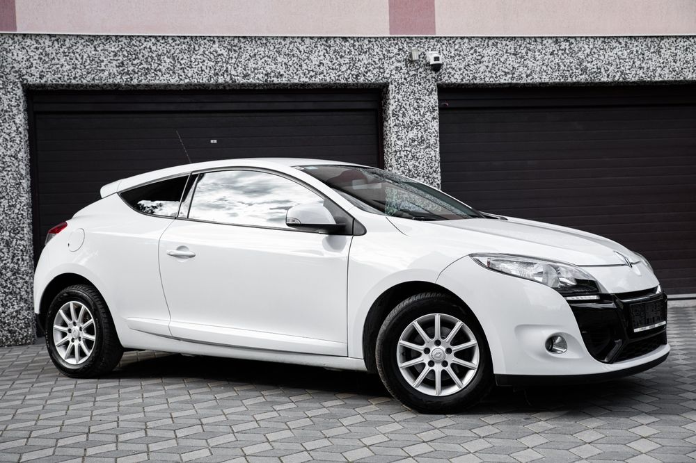 RENAULT Megane 2013 — imagine 2