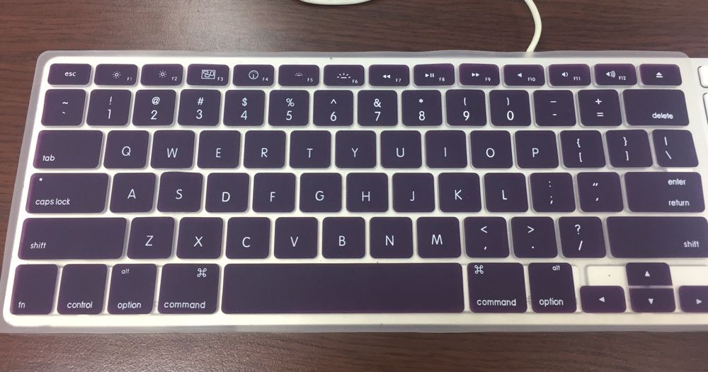 Силиконови протектори за Macbook с прав ентер