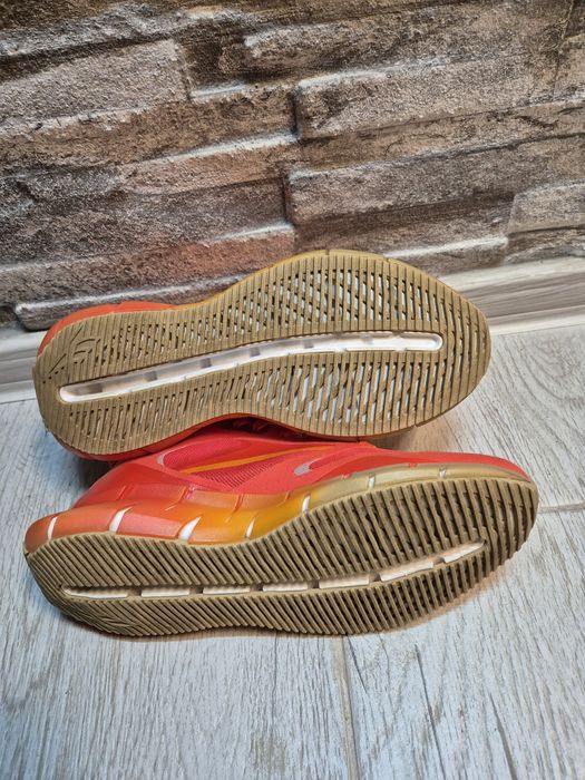 Adidasi Reebok impecabili