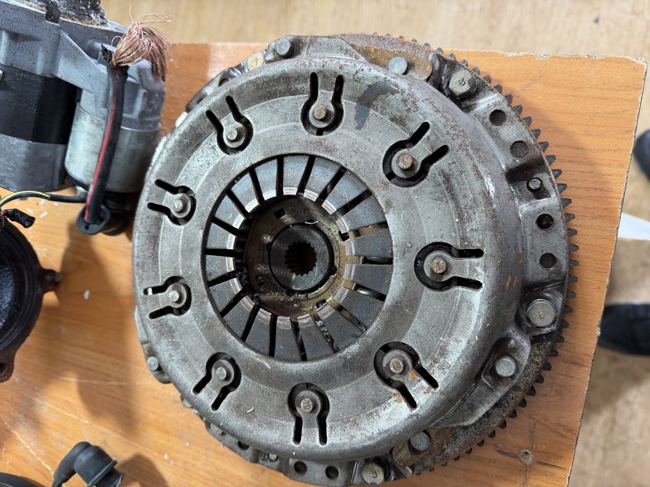 Запчасти на ниссан примера