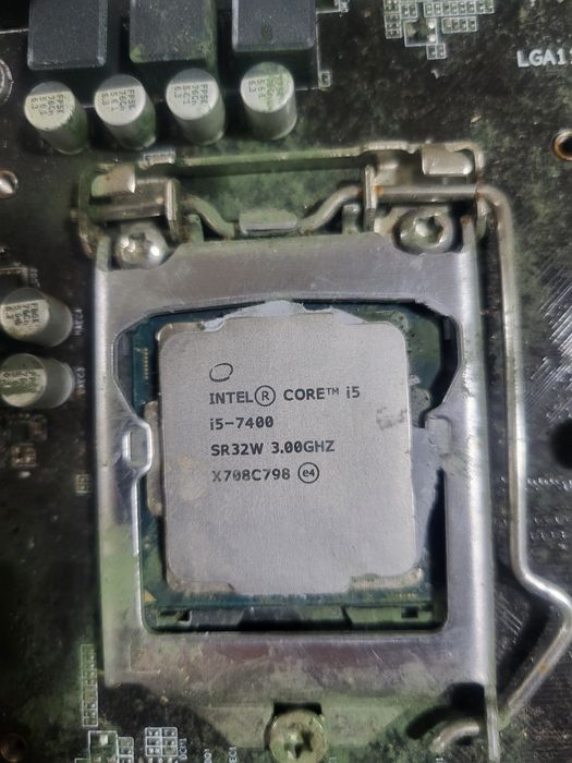 Процессор i5-6400;7400