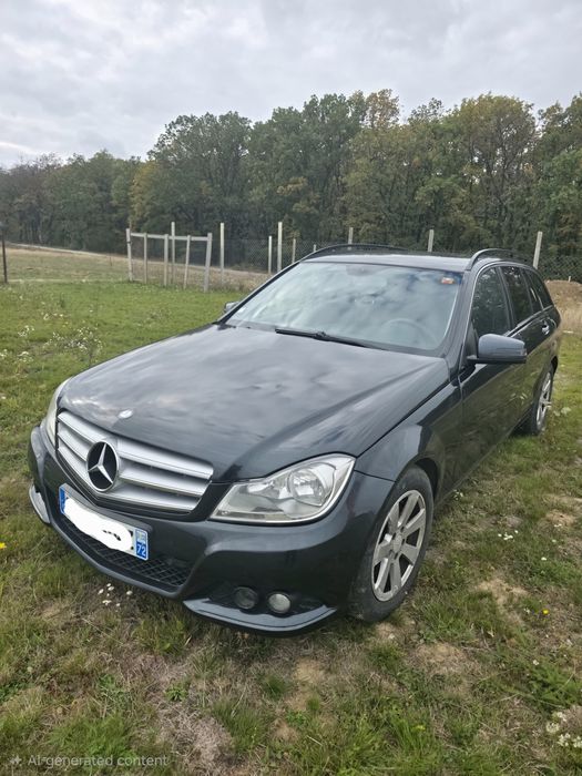 Vând Mercedes c 200