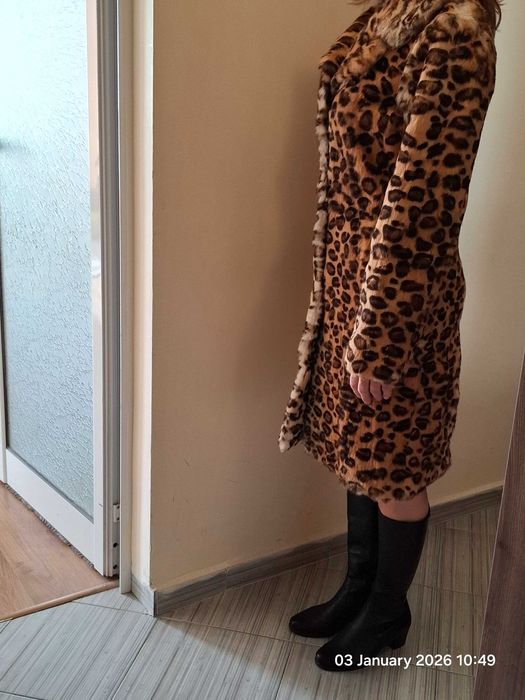 Палто от естествена кожа Индийски Леопард. Размер S. Произход Пакистан