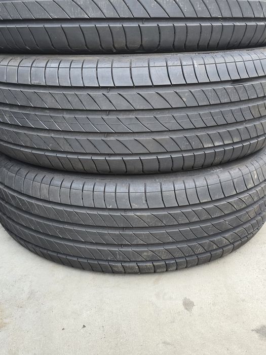 4 Броя 195/60/18 Michelin 7mm КАТО НОВИ