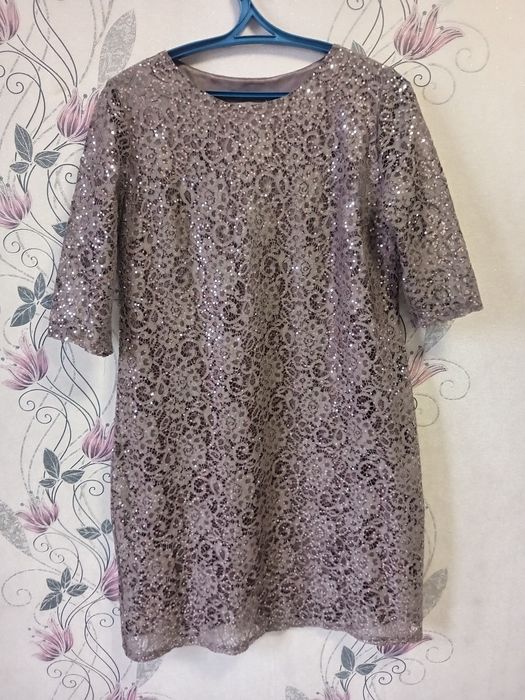 Продам женскую одежду