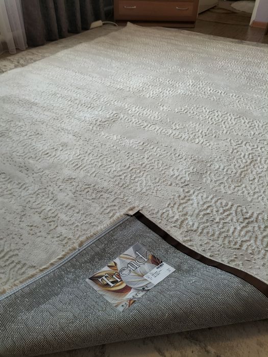 Продам новый ковер 2/3