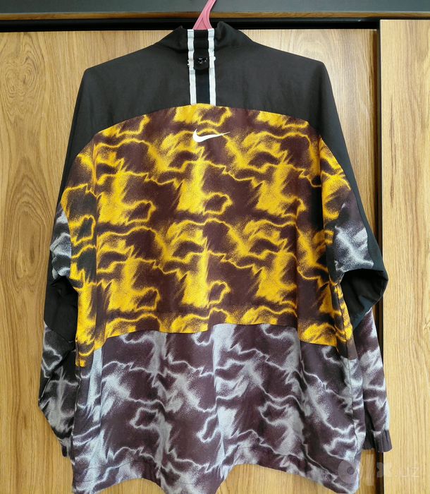 Оригинальный ветровка Nike
