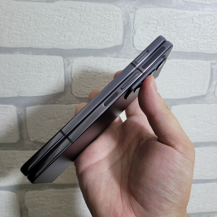 Samsung Z Fold 4  5G