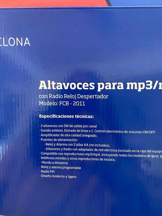 Vand  radio cu ceas,model teren fotbal